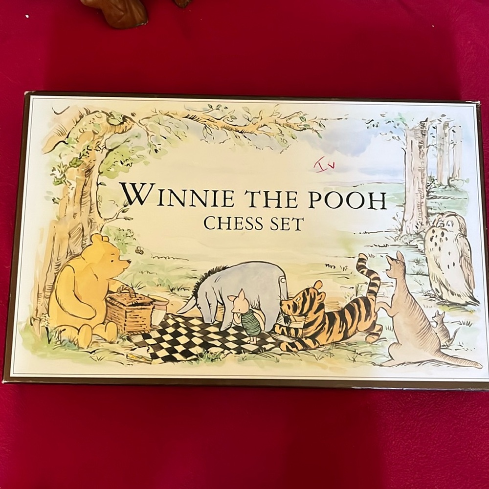 RARE !!!  Winnie The Pooh Chess Set